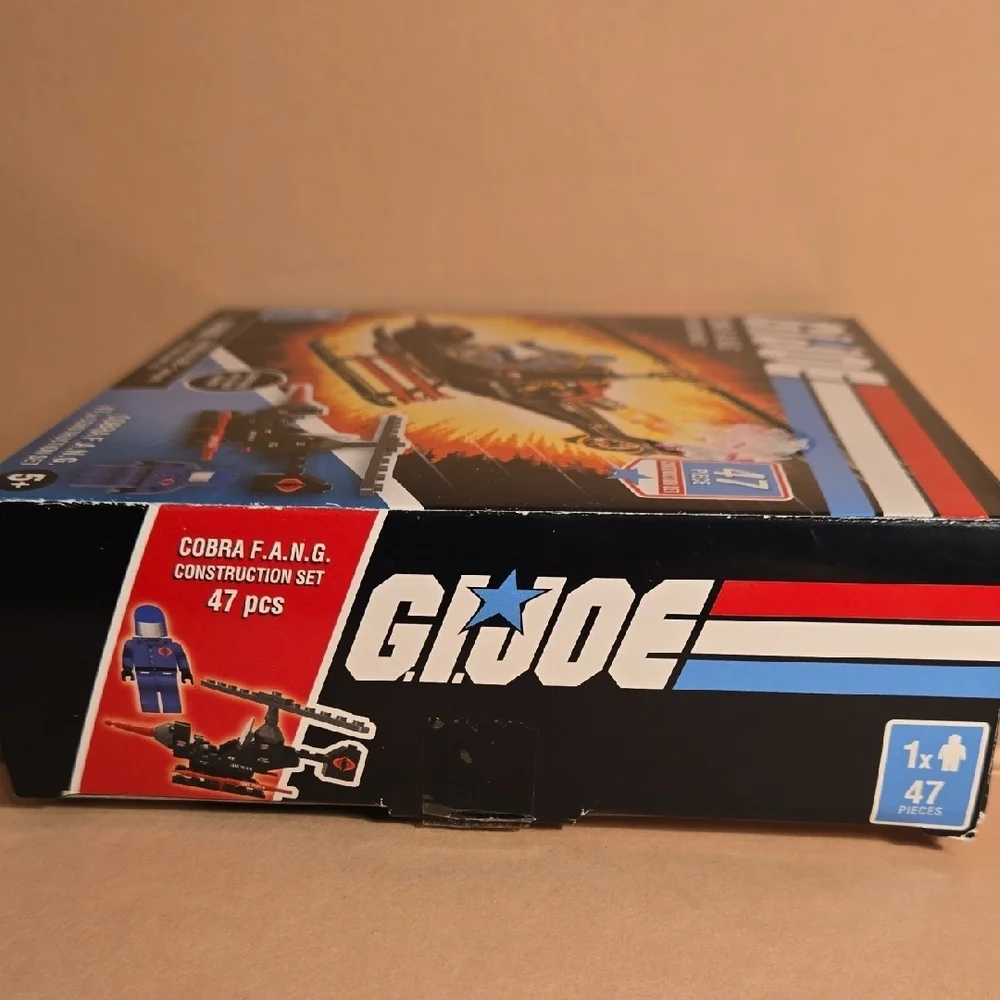 GI Joe Cobra FANG Construction Set Commander Figure 2021